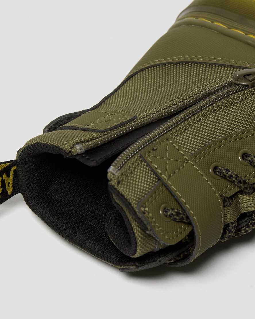 olivgrüne dr. martens combs tech kinder-freizeitstiefel