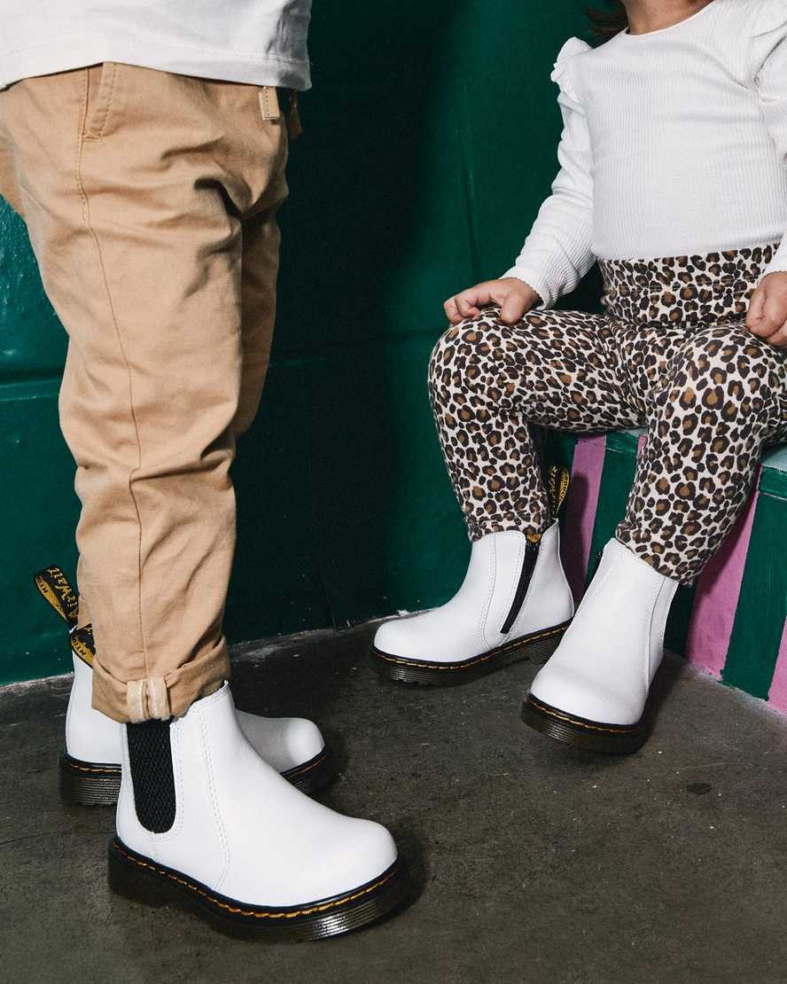 weiße dr. martens 2976 chelsea boots für kinder