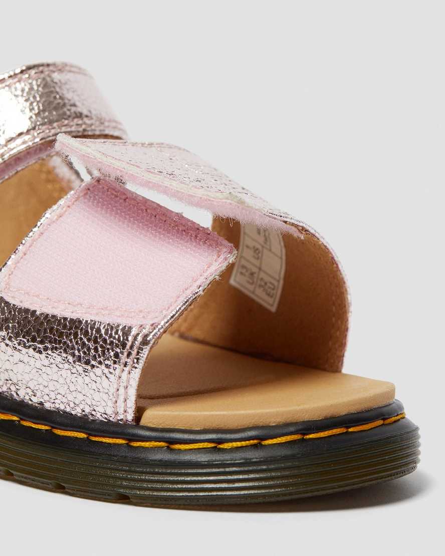 pinkfarbene dr. martens romi metallic kindersandalen