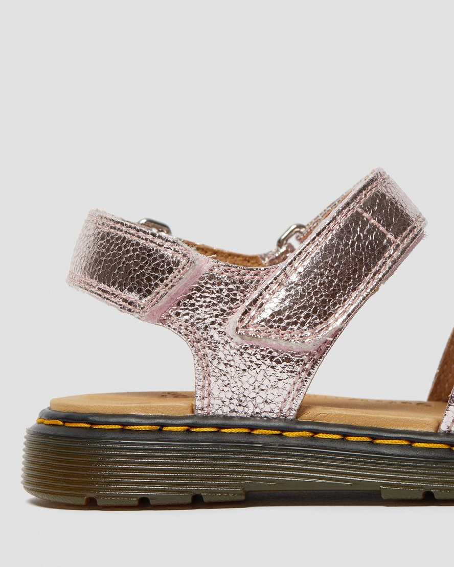 pinkfarbene dr. martens romi metallic kindersandalen