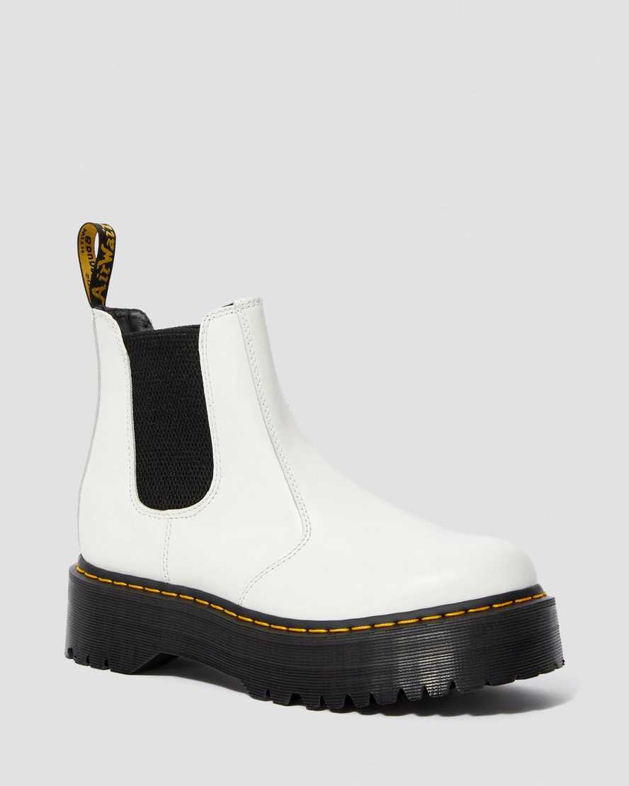 weiße dr. martens 2976 chelsea boots mit glatter plateausohle für herren