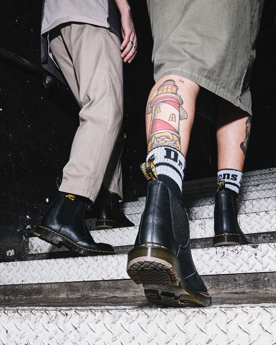 schwarze dr. martens 2976 rutschfeste chelsea boots für herren