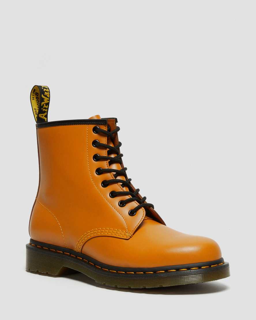 orangefarbene dr. martens 1460 smooth herren-schnürstiefel