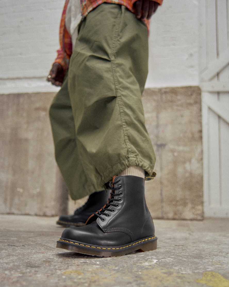 schwarze dr. martens 1460 vintage herren-schnürstiefel hergestellt in england