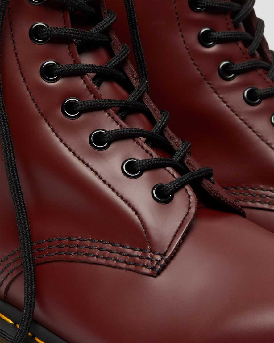 rote dr. martens 1460 glatte herren-schnürstiefel