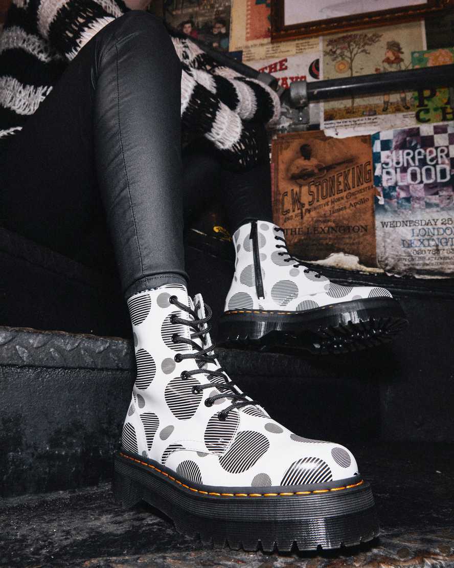 weiße dr. martens jadon polka dot glatte herren-plateaustiefel