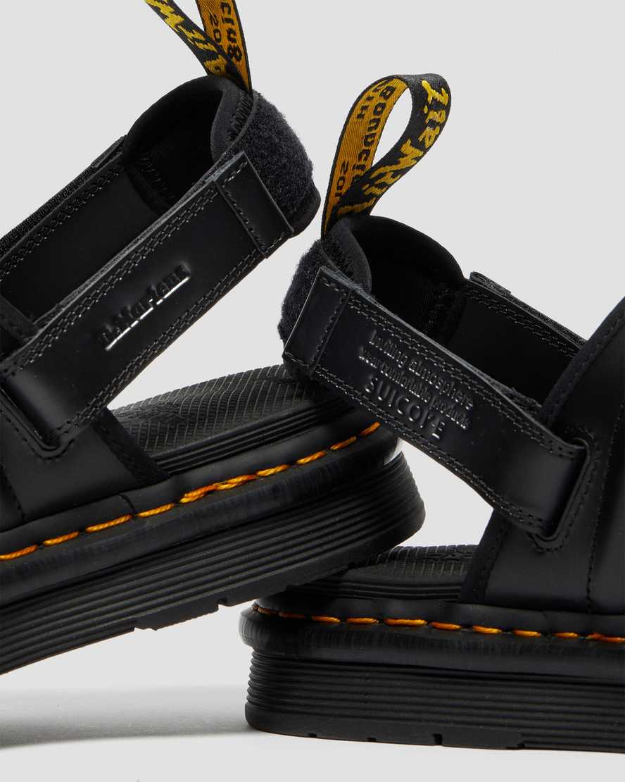 schwarze dr. martens mura suicoke herren-sandalen