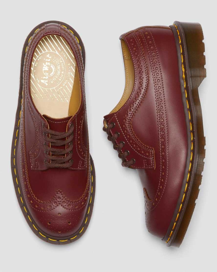 rote dr. martens 3989 vintage herren-brogue-schuhe hergestellt in england