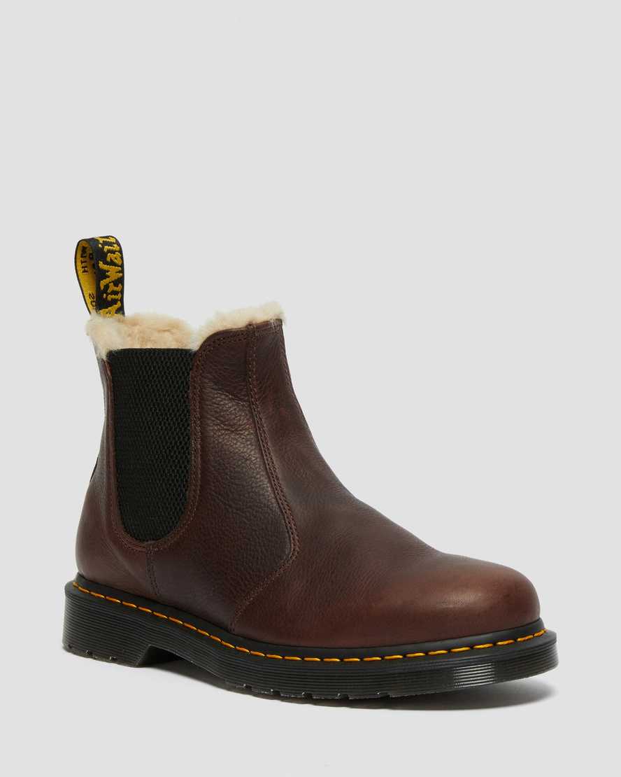 braune dr. martens 2976 chelsea boots für damen mit kunstfellfutter