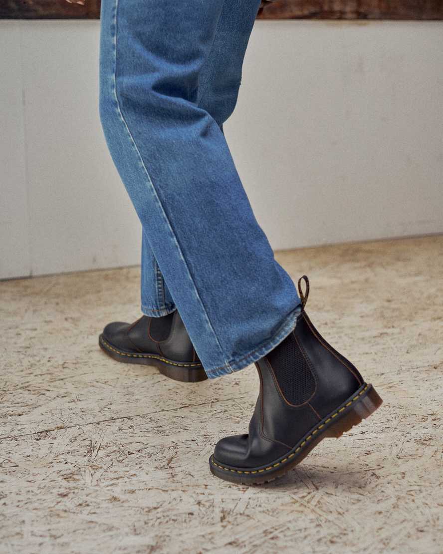 schwarze dr. martens 2976 vintage chelsea boots für damen hergestellt in england
