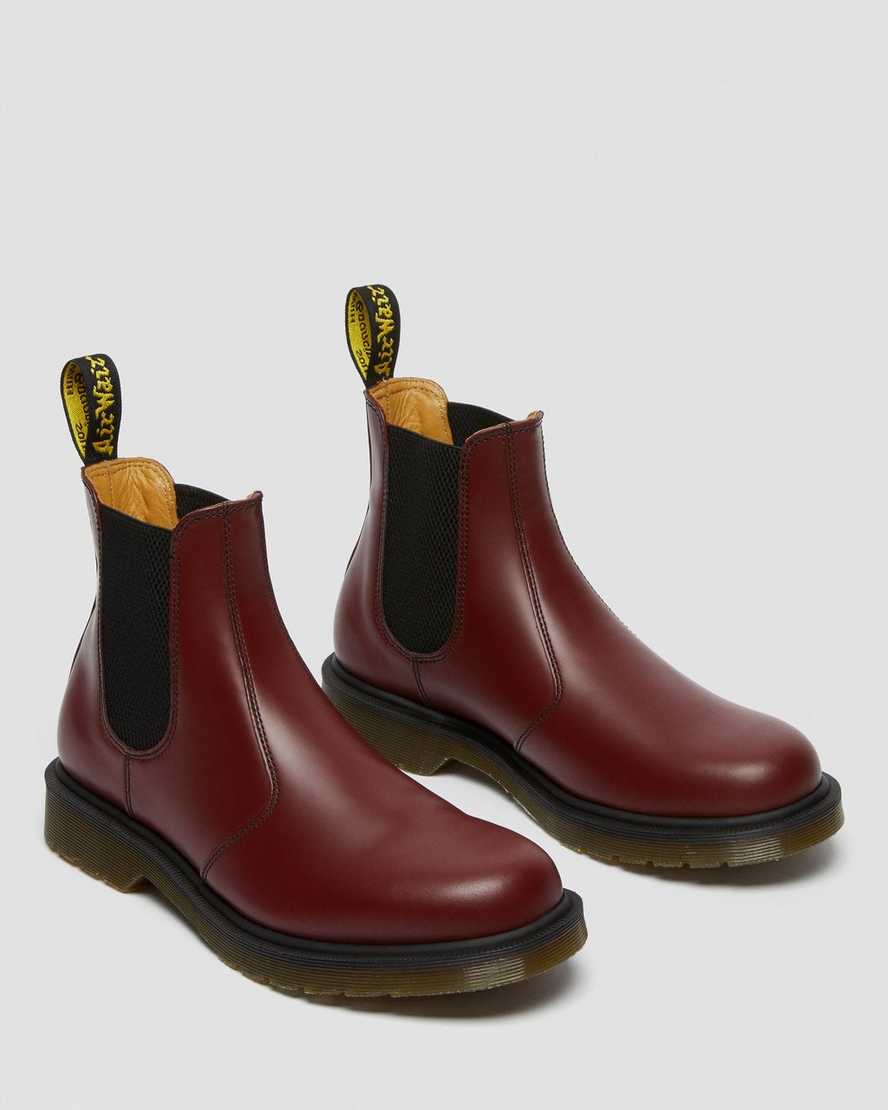 rote dr. martens 2976 smooth chelsea boots für damen