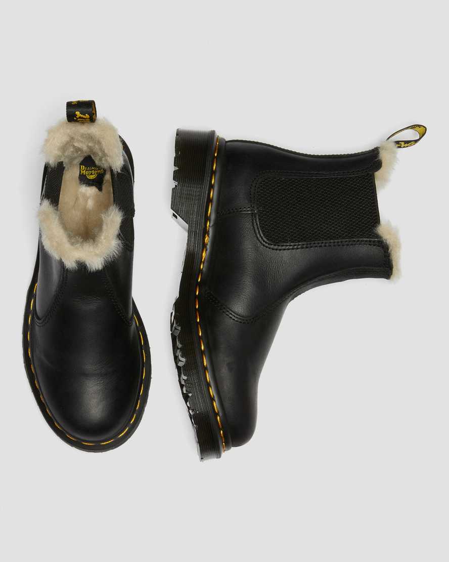 schwarze dr. martens 2976 chelsea boots für damen mit kunstfellfutter