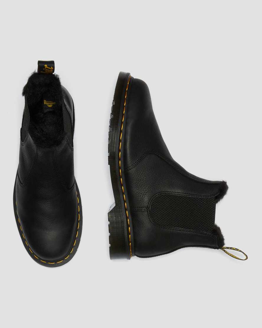 schwarze dr. martens 2976 chelsea boots für damen mit kunstfellfutter