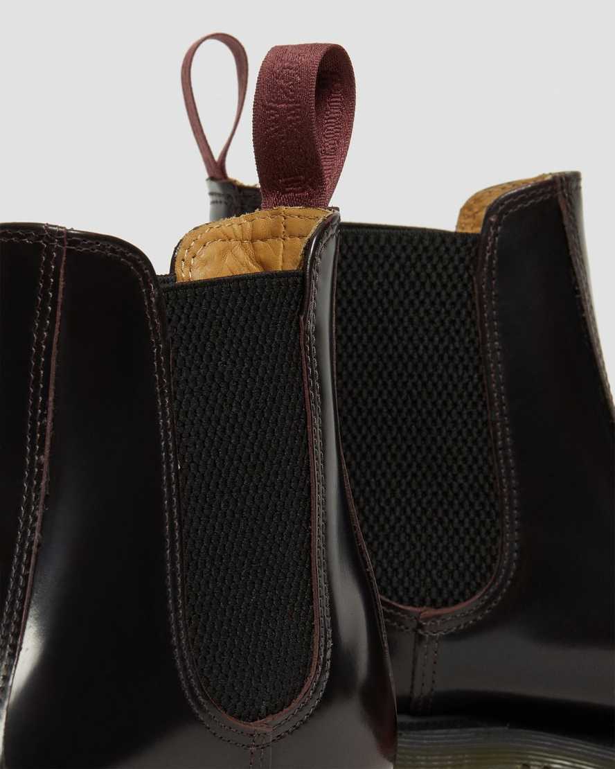 rote dr. martens flora arcadia chelsea boots für damen