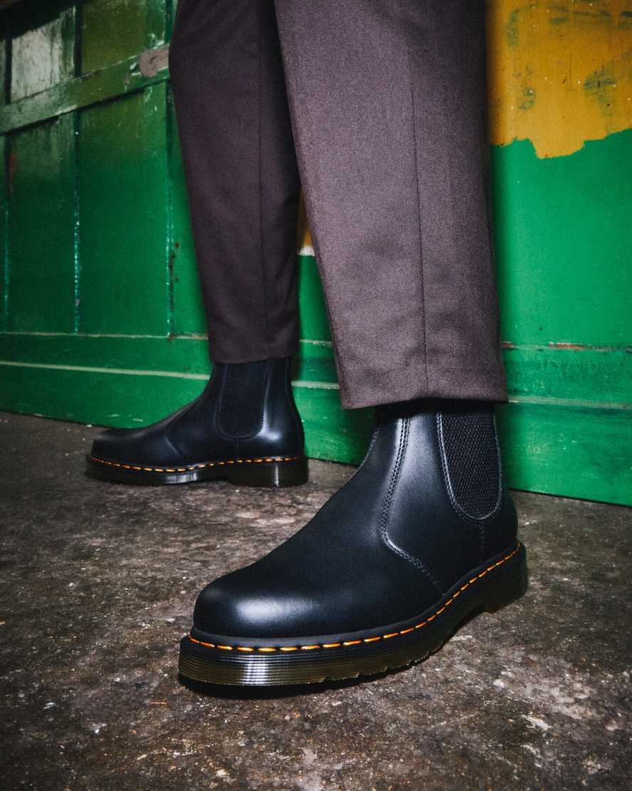 schwarze dr. martens 2976 nappa chelsea boots für damen