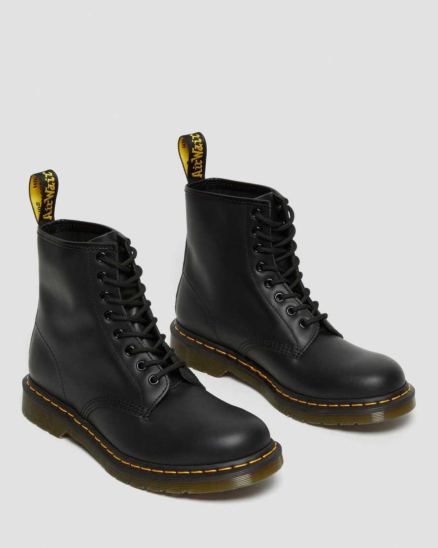 schwarze dr. martens 1460 nappa damen-schnürstiefel