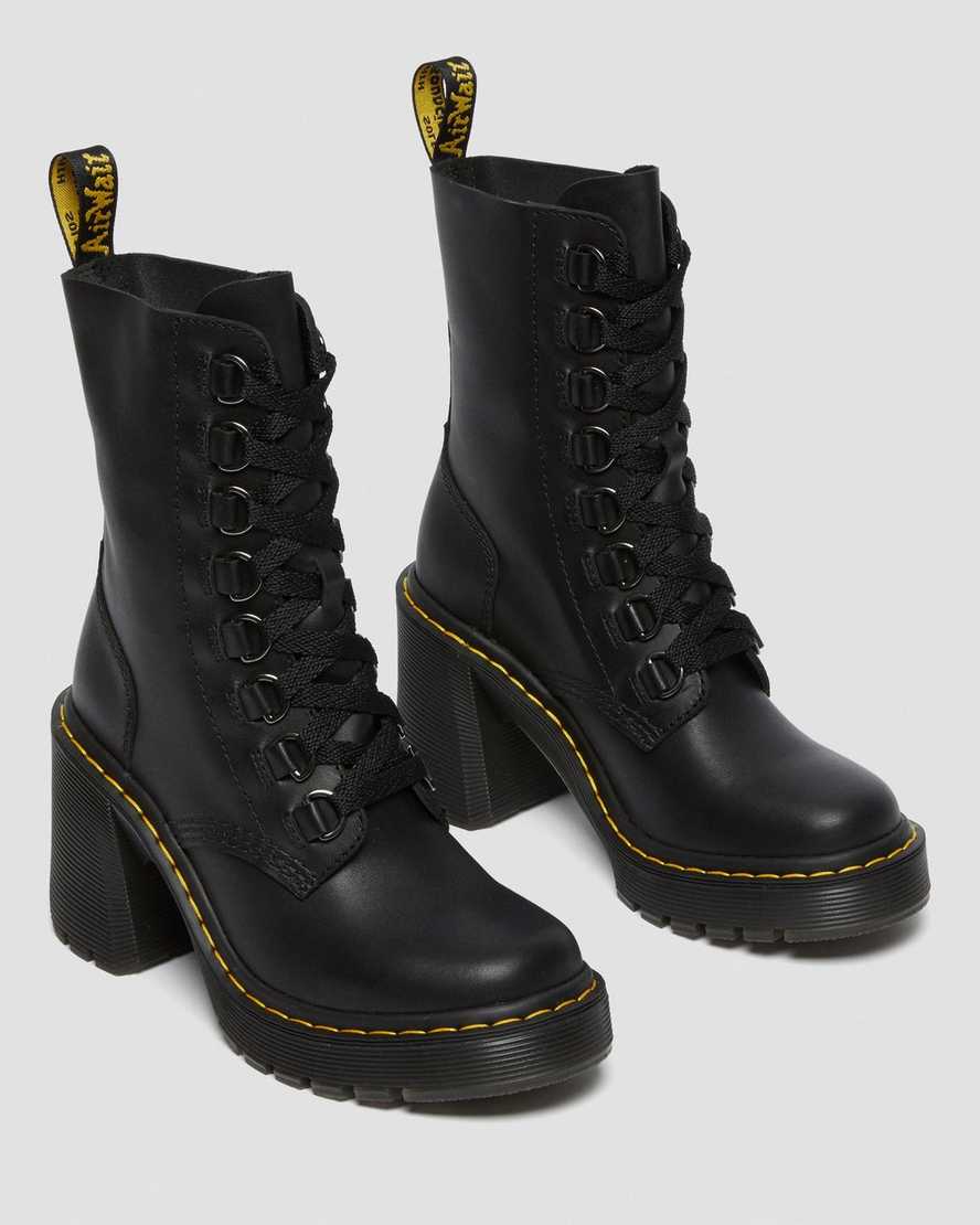 schwarze dr. martens chesney schnürstiefel mit ausgestelltem absatz für damen