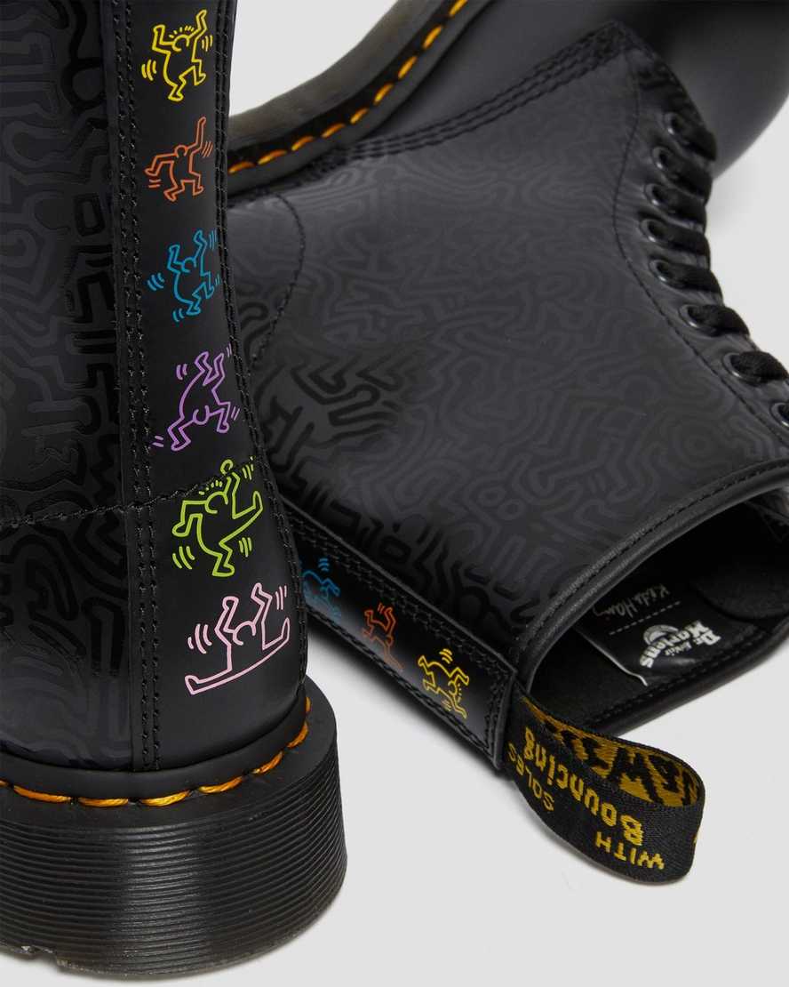 schwarze dr. martens keith haring 1460 smooth damen-schnürstiefel