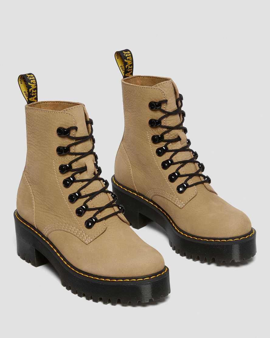 braune dr. martens leona damen-schnürstiefel
