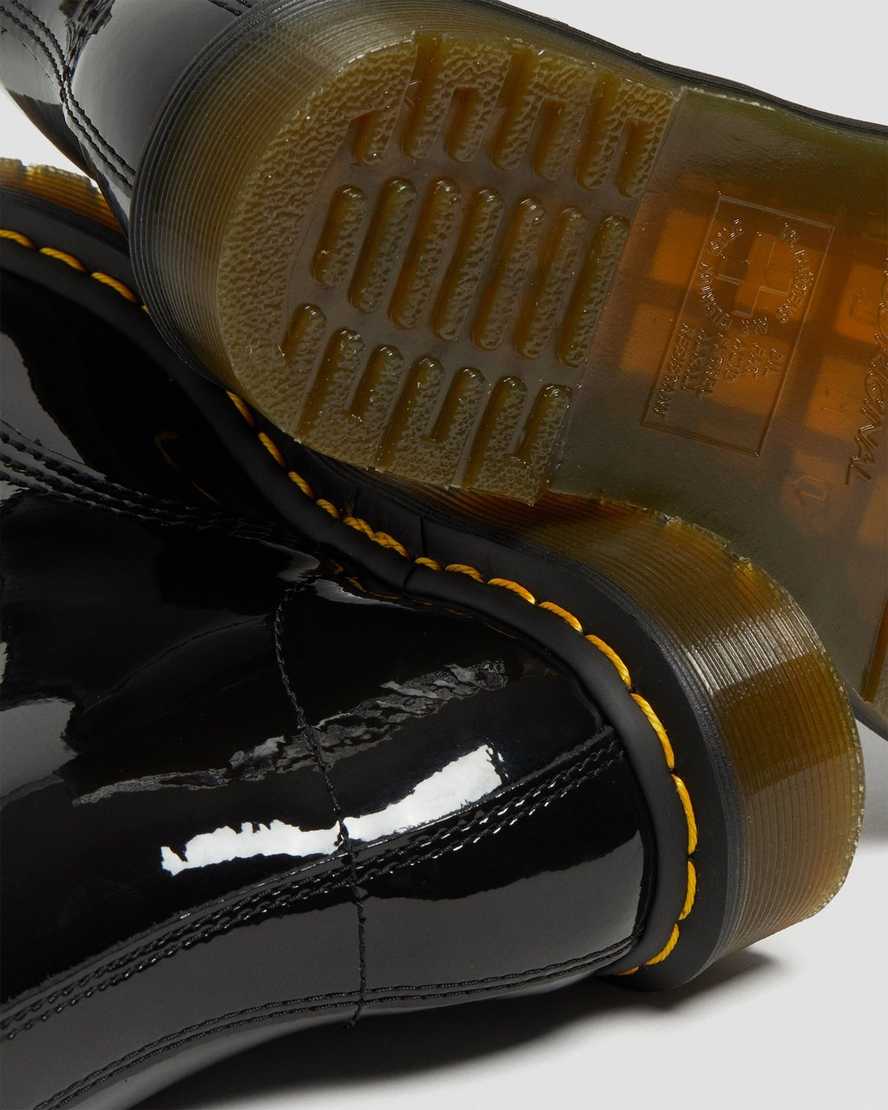 schwarze dr. martens 1460 lackleder-schnürstiefel für damen.