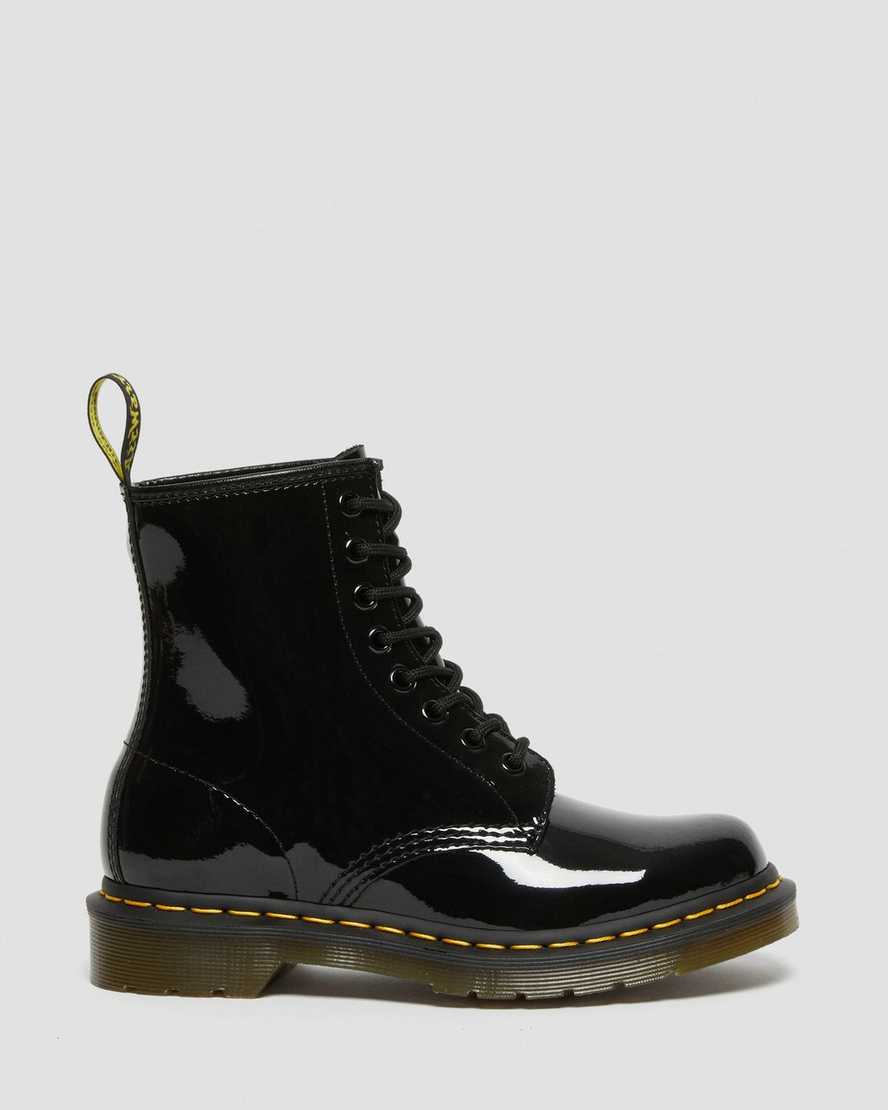 schwarze dr. martens 1460 lackleder-schnürstiefel für damen.