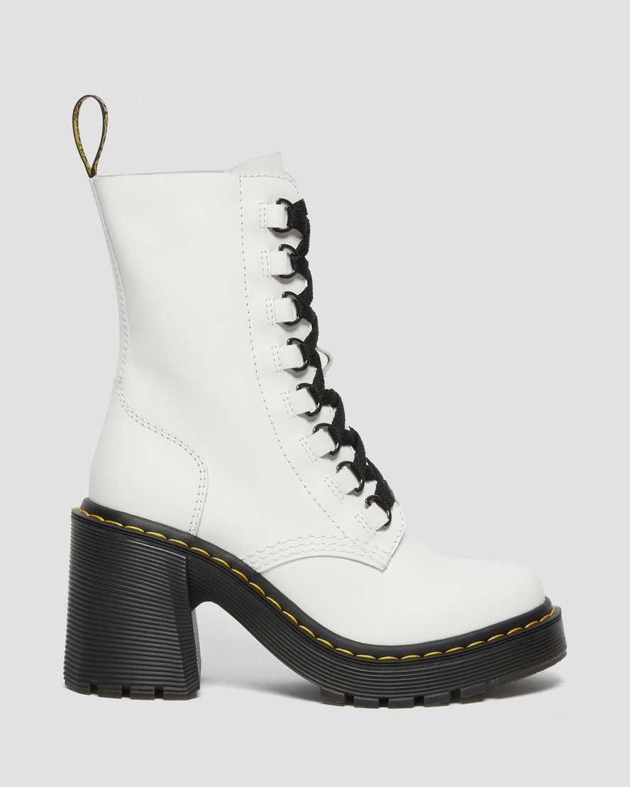 weiße dr. martens chesney schnürstiefel mit ausgestelltem absatz für damen