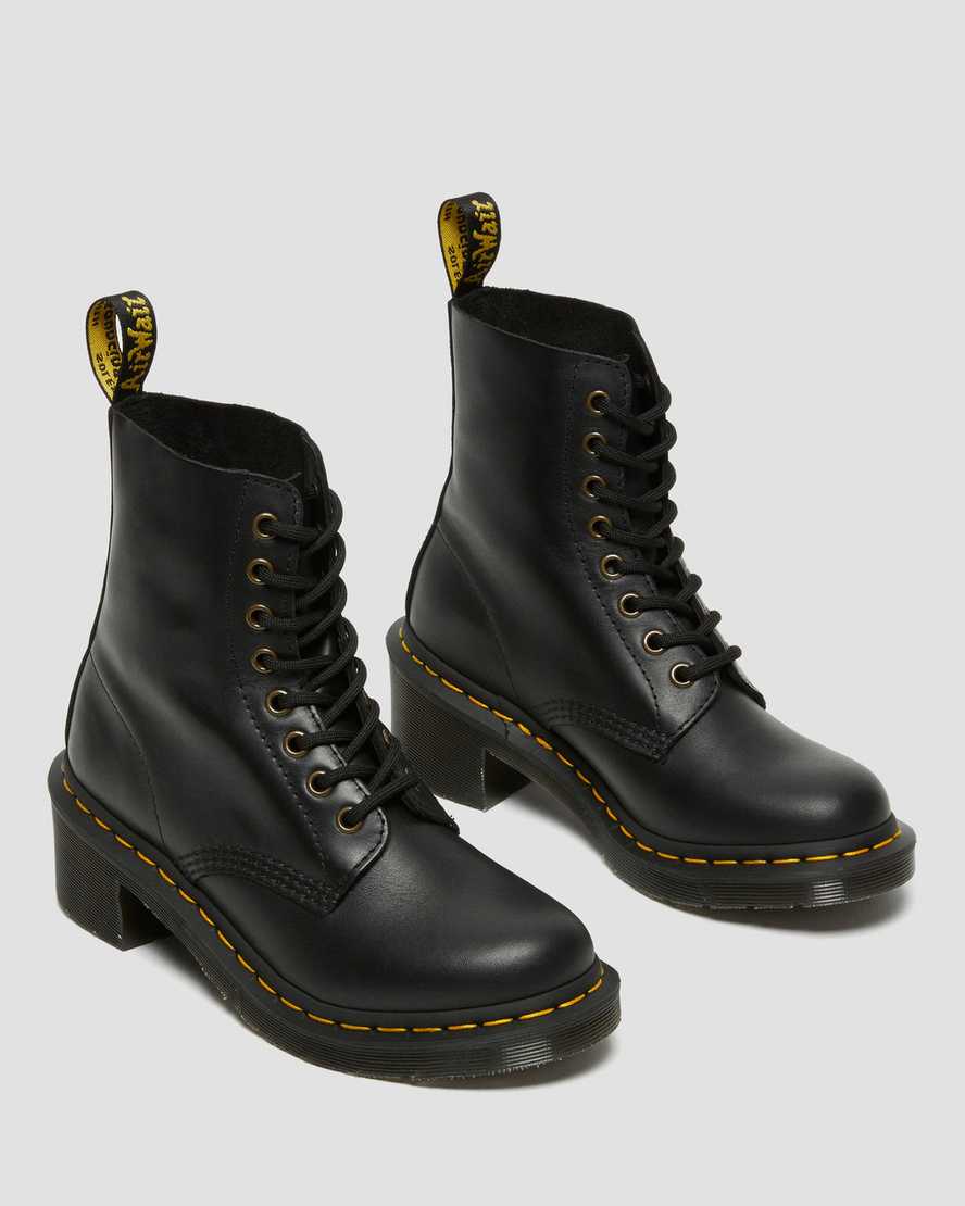 schwarze dr. martens clemency schnürstiefel für damen mit absatz