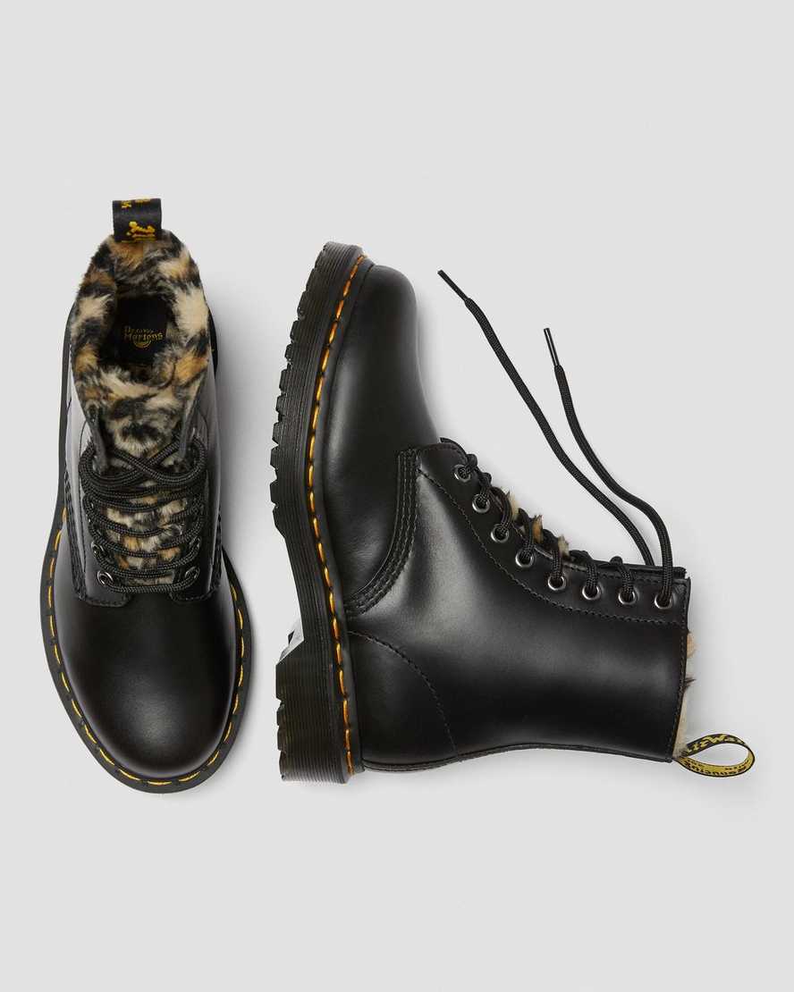 schwarze dr. martens 1460 serena damenstiefel mit leopardenmuster und kunstfellfutter