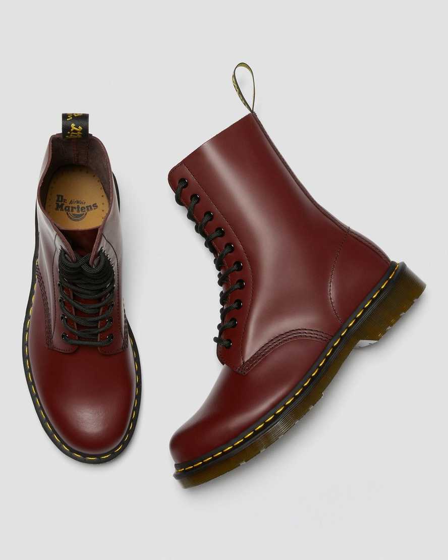 rote dr. martens 1490 smooth damenstiefel mittelhoch