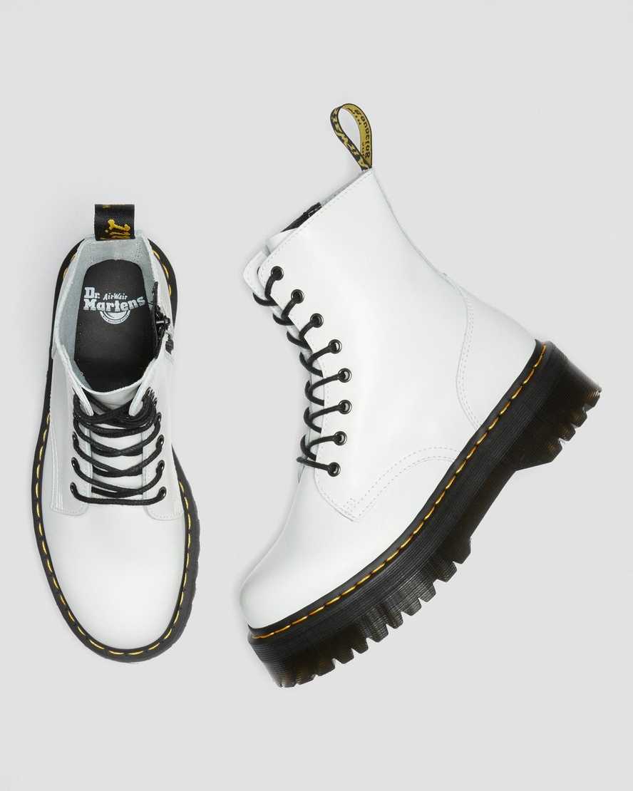 weiße dr. martens jadon smooth damen-plateaustiefel