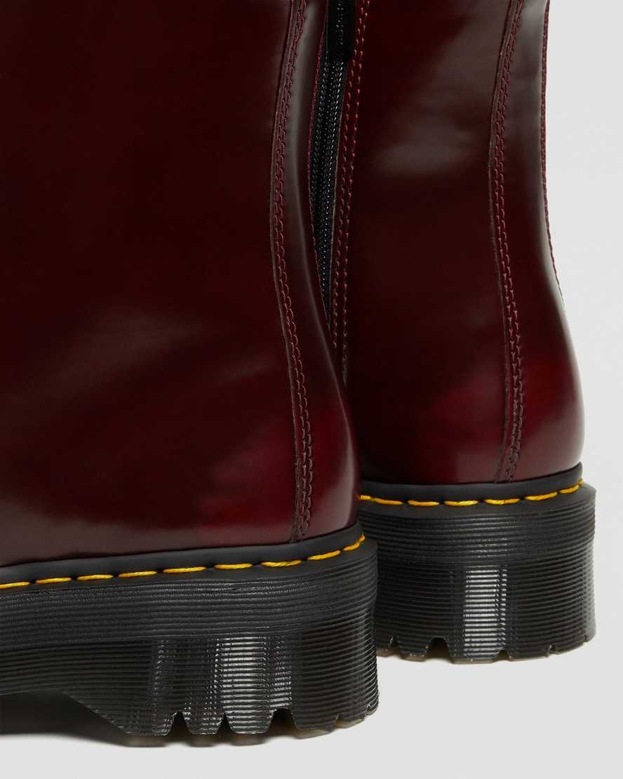 rote dr. martens jadon ii damen-plateaustiefel