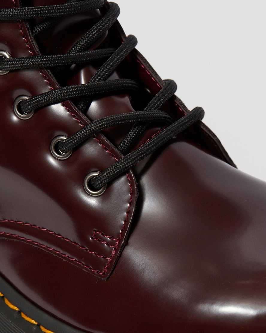 rote dr. martens jadon ii damen-plateaustiefel