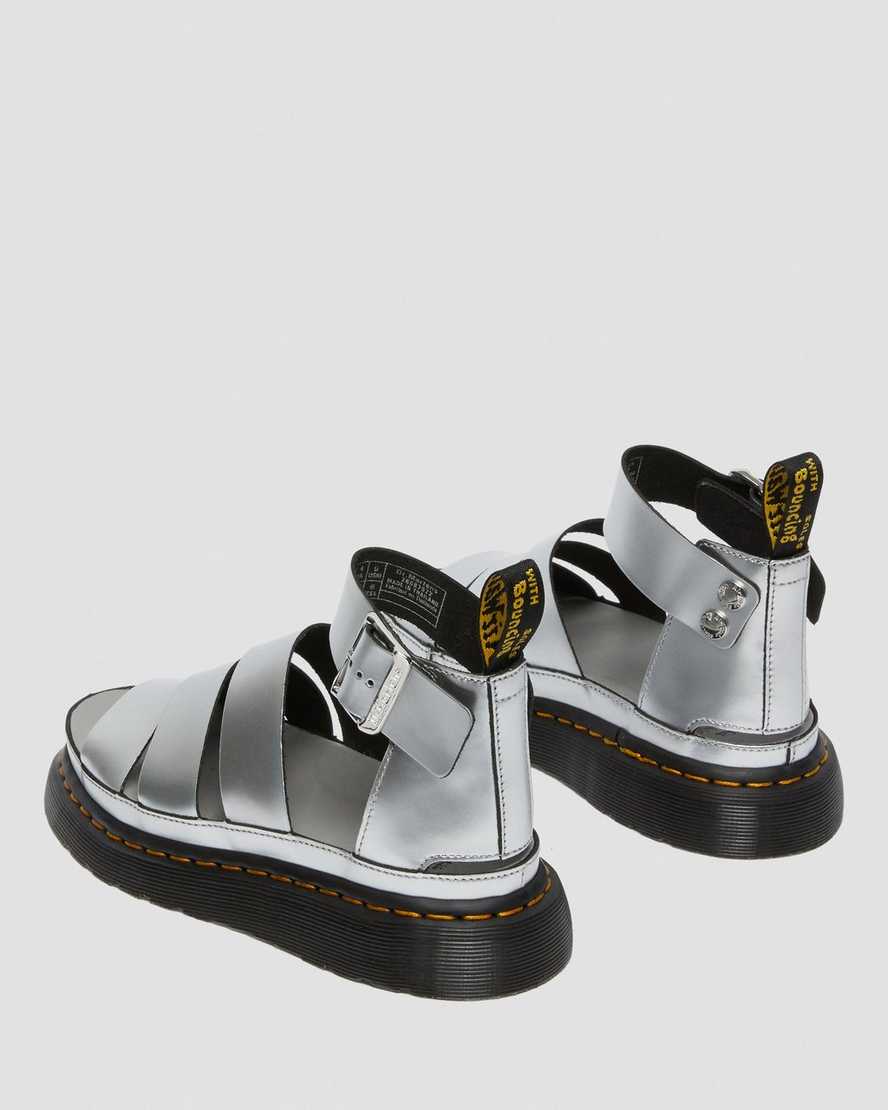 silberne dr. martens clarissa ii metallic damensandalen